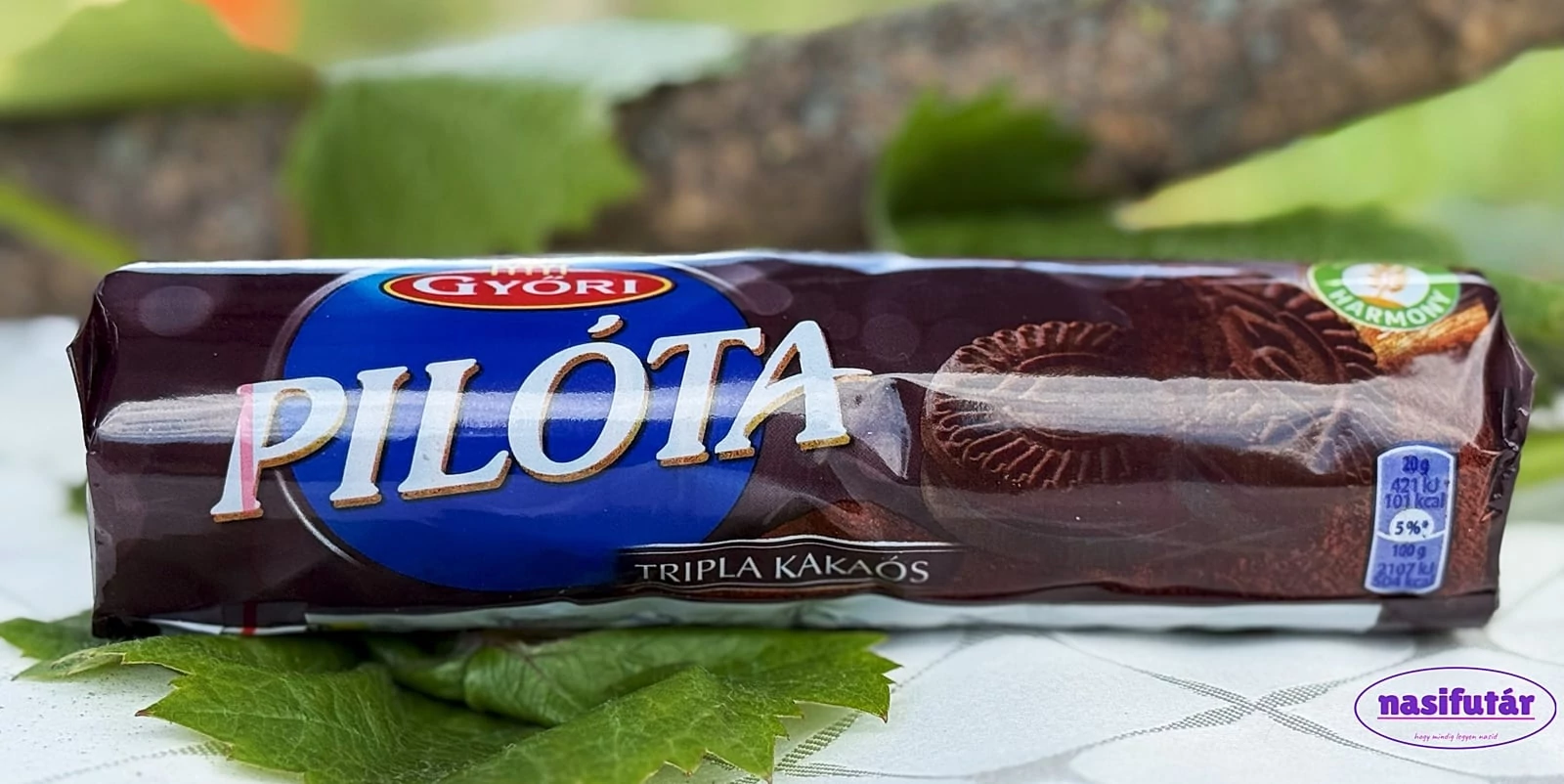 PILÓTA TÖLTÖTT KEKSZ TRIPLA KAKAÓS 180G